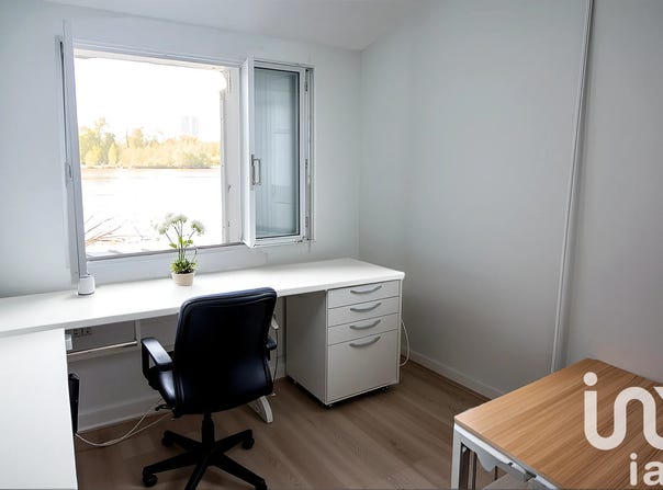 Saint-Cyr-sur-Loire, Centre-Val de Loire 37540