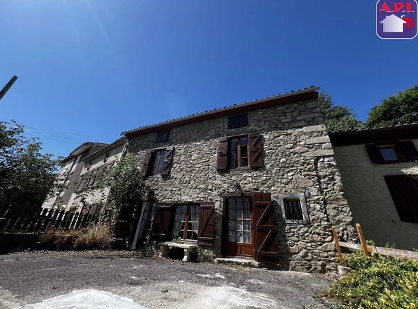 Foix, Ariège 09000
