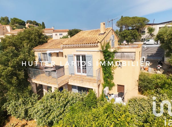 Bormes-les-Mimosas, Provence-Alpes-Côte d'Azur 83230
