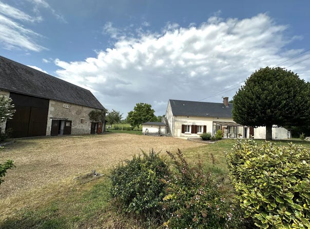 Channay-sur-Lathan, Indre-et-Loire 37330