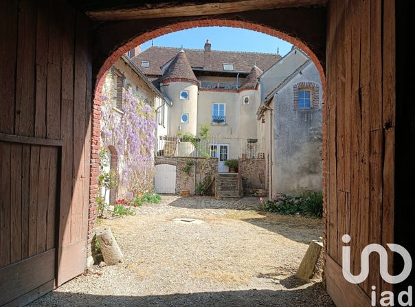 Villevallier, Bourgogne-Franche-Comté 89330