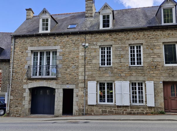 Quintin, Brittany 22800