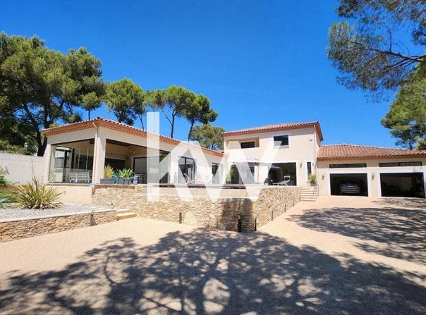 Nages-et-Solorgues, Languedoc-Roussillon 30114