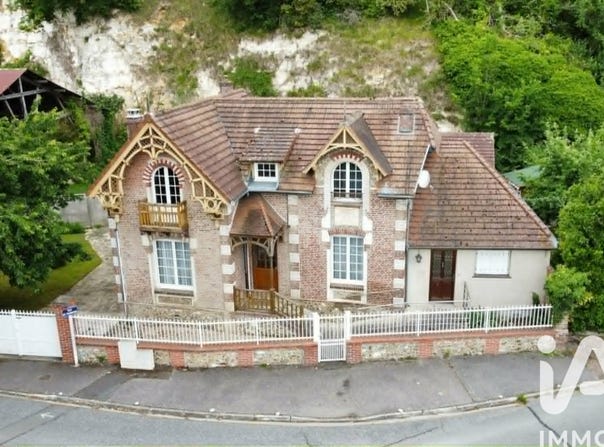 Normanville, Normandy 27930