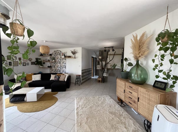 Aigues-Vives, Languedoc-Roussillon 34210