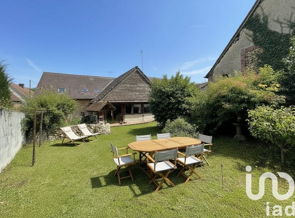 Joigny, Bourgogne-Franche-Comté 89300