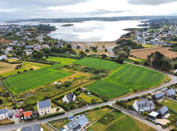 Landéda, Brittany 29870