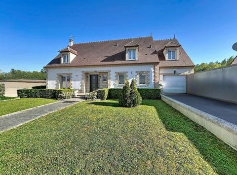 Noyon, Picardie 60400