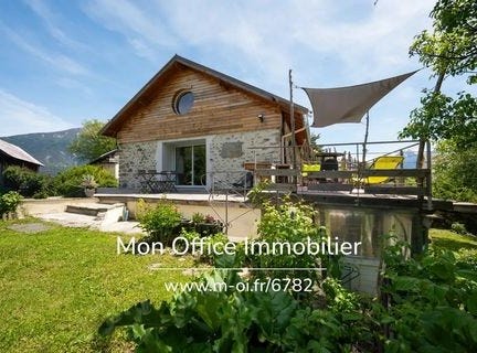 EMBRUN, Provence-Alpes-Côte d'Azur 05200