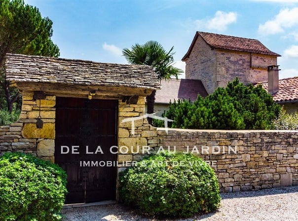 CAYLUS, Occitanie 82160