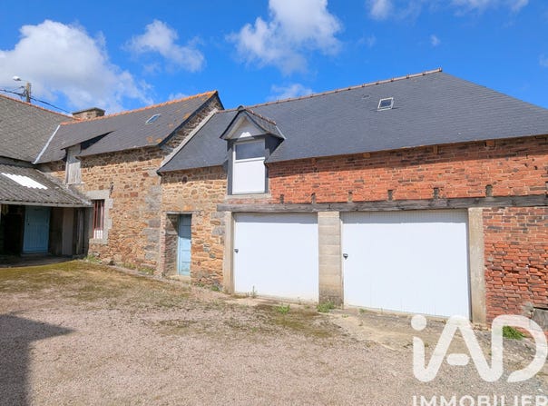 Langueux, Brittany 22360