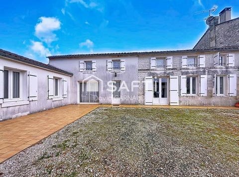 Cognac, Poitou-Charentes 16100