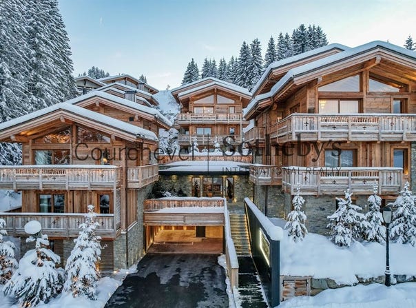 COURCHEVEL, Auvergne-Rhône-Alpes 73120