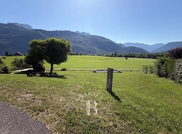 Annecy, Auvergne-Rhône-Alpes 74000