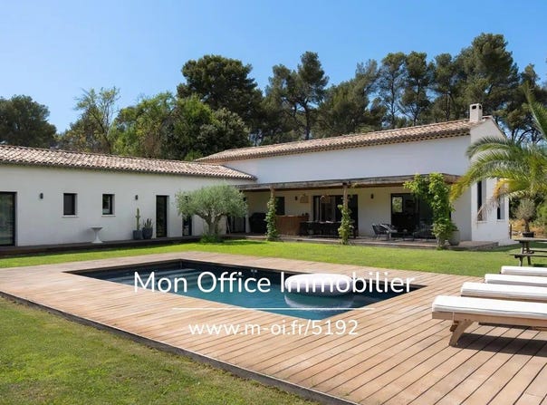 Bouc-Bel-Air, Provence-Alpes-Côte-d'Azur 13320