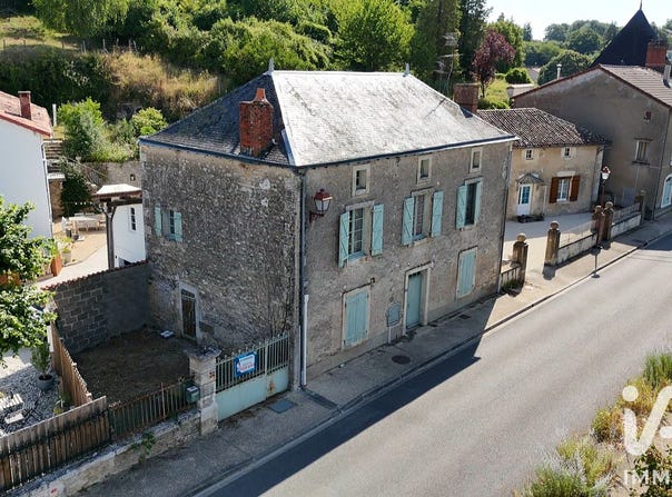 Charroux, Nouvelle-Aquitaine 86250