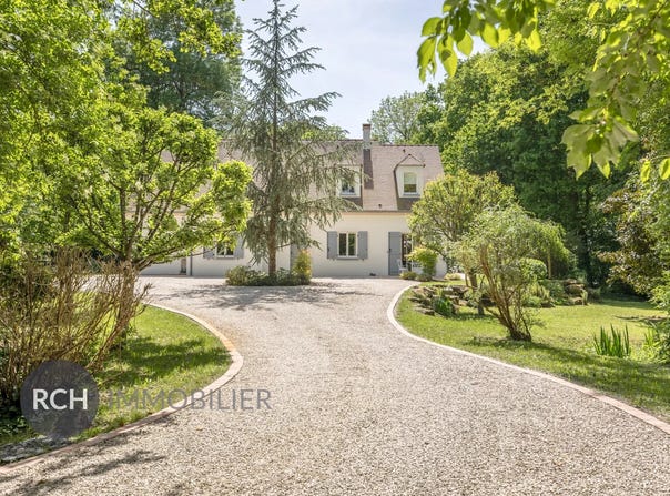 Houdan, Yvelines 78550