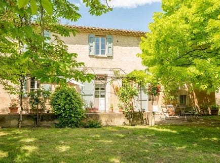 La Tour-d'Aigues, Provence-Alpes-Côte d'Azur 84850