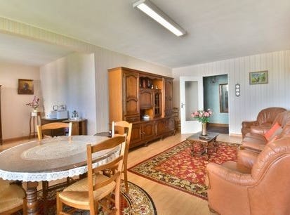 LAVAL, Pays de la Loire 53000