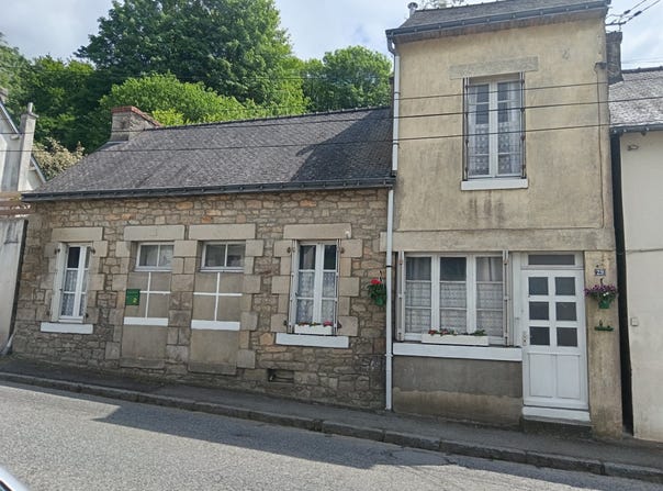 Guémené-sur-Scorff, Brittany 56160