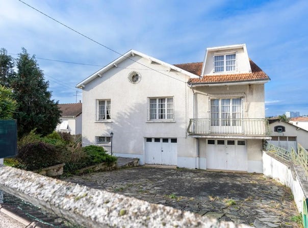 Poitiers, Nouvelle-Aquitaine 86000