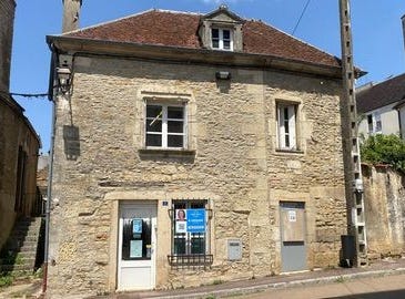 L ISLE SUR SEREIN, Bourgogne 89440