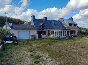 PLOUGONVER, Bretagne 22810