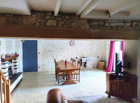 Bois, Poitou-Charentes 17240