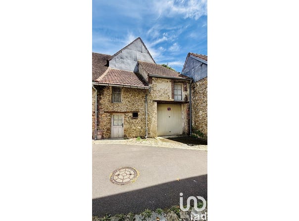 Saint-Julien-du-Sault, Bourgogne-Franche-Comté 89330