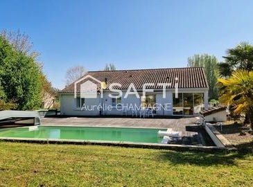 Colombiers, Poitou-Charentes 86490