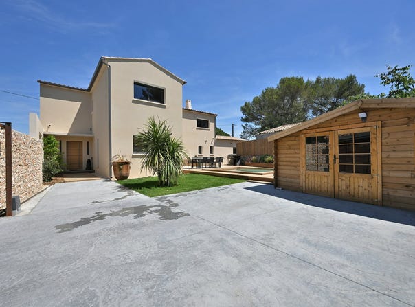 Nîmes, Languedoc-Roussillon 30900
