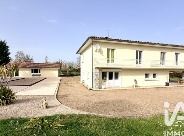 Mirande, Occitanie 32300