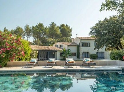 Pernes-les-Fontaines, Provence-Alpes-Côte d'Azur 84210