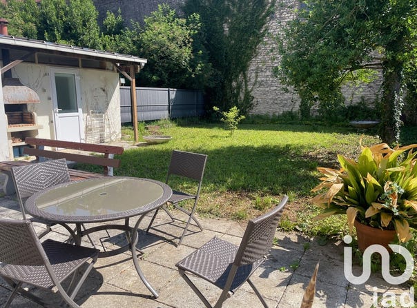 Chaumont, Grand Est 52000