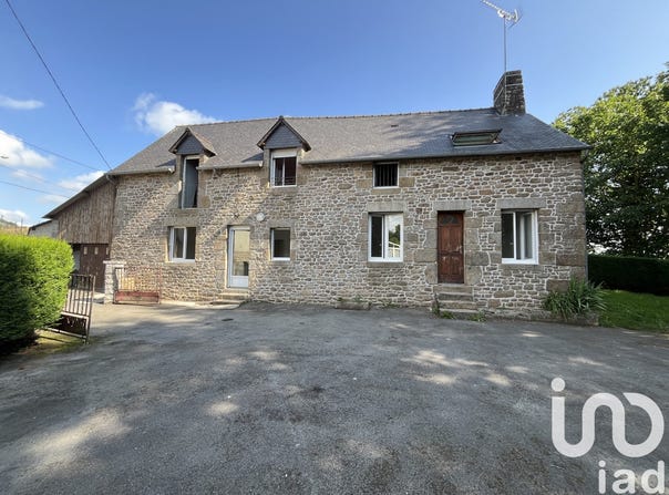 Parigné, Brittany 35133