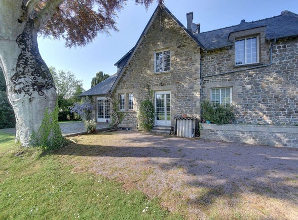 PLEURTUIT, Brittany 35730