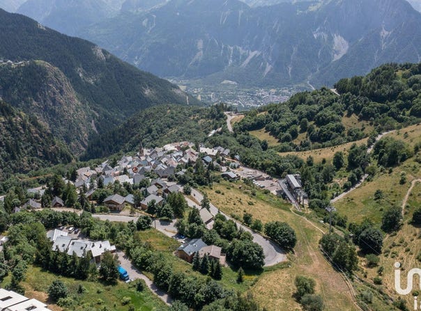 L'ALPE D'HUEZ, Auvergne-Rhône-Alpes 38750