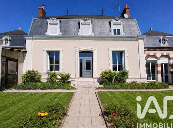 Châteaudun, Centre-Val de Loire 28200