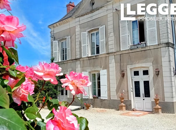 Thouars, Nouvelle-Aquitaine 79100