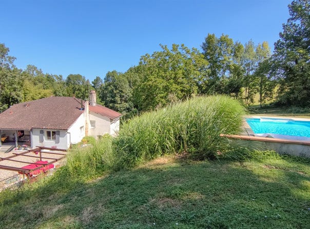 Montcuq-en-Quercy-Blanc, Midi-Pyrénées 46800
