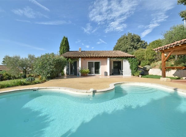 Bellegarde, Languedoc-Roussillon 30127