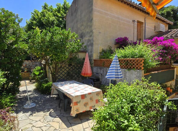 Laroque-des-Albères, Languedoc-Roussillon 66740