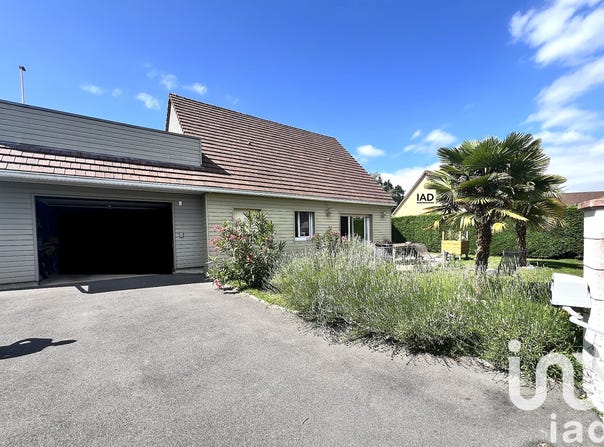 Beuzeville, Normandy 27210
