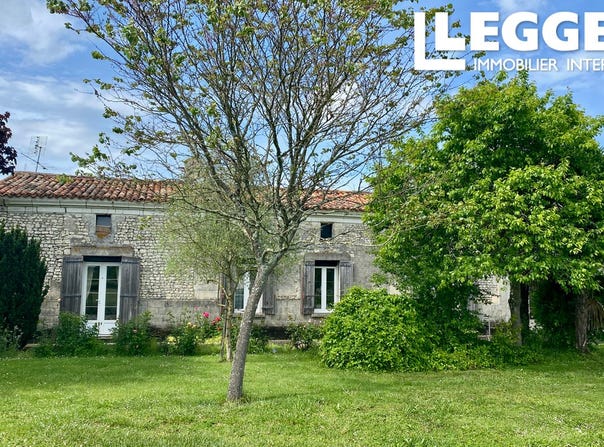Léoville, Nouvelle-Aquitaine 17500