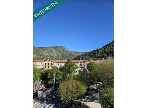 Digne-Les-Bains, Provence-Alpes-Côte d'Azur 04000