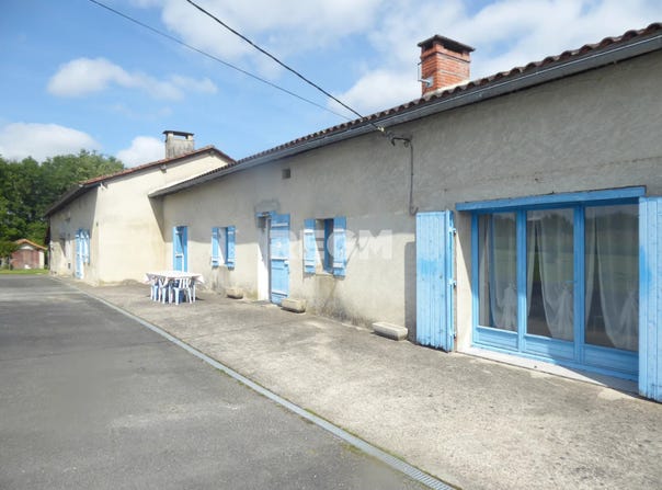 Saint-Privat-des-Prés, Dordogne 24410