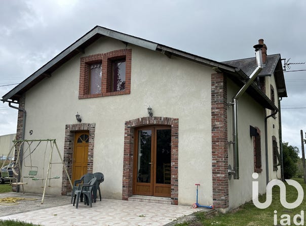 Crulai, Normandy 61300