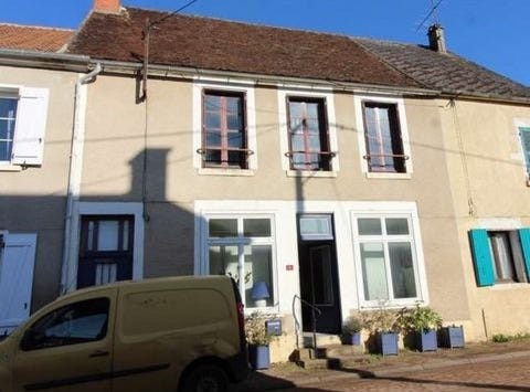 PREMERY, Bourgogne 58700