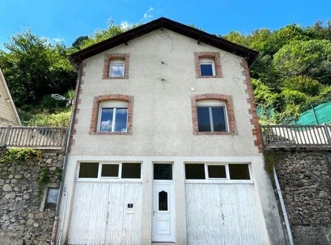 ENTRAYGUES SUR TRUYERE, Midi-Pyrénées 12140