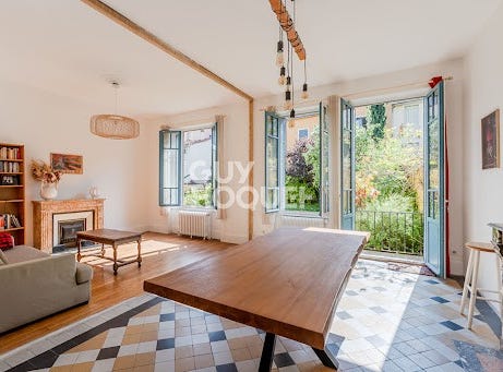 LYON, Auvergne-Rhône-Alpes 69004